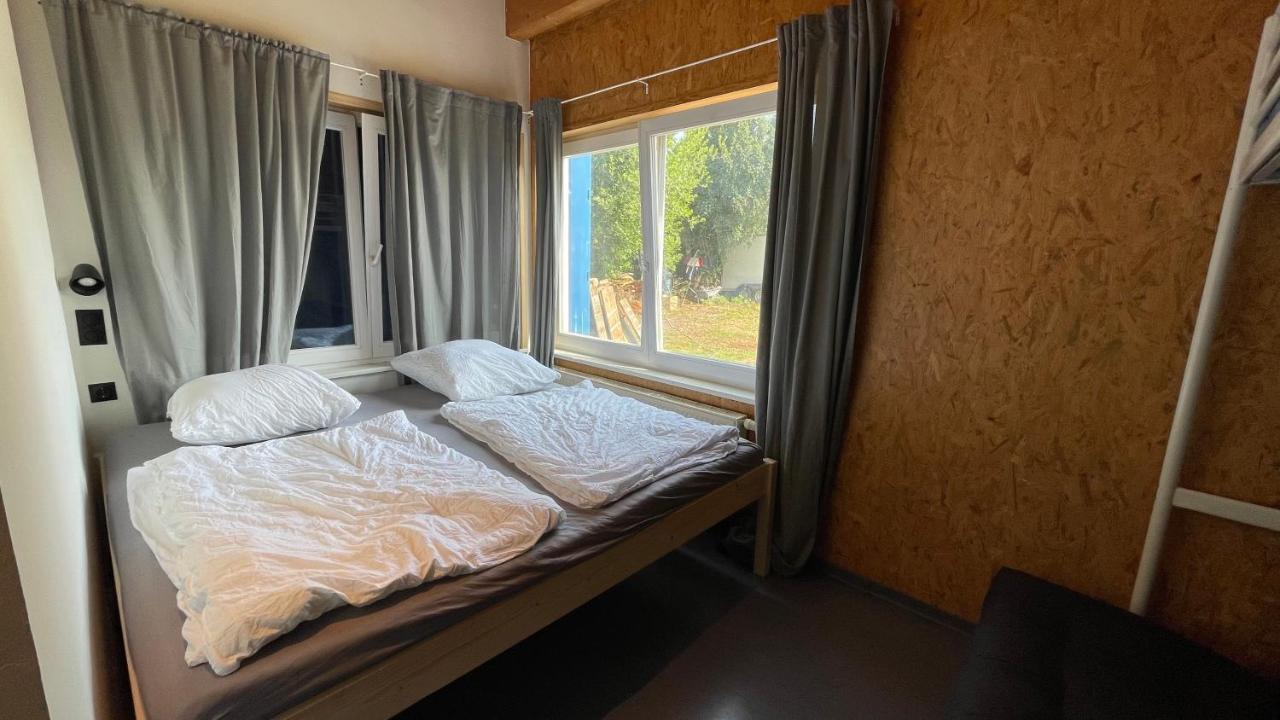 Hostel Oder Ferienwohnung 1-16 Personen Im Blauen Haus 페마른 외부 사진