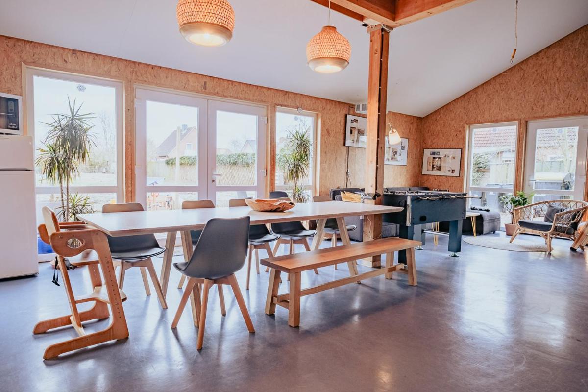 Hostel Oder Ferienwohnung 1-16 Personen Im Blauen Haus 페마른 외부 사진