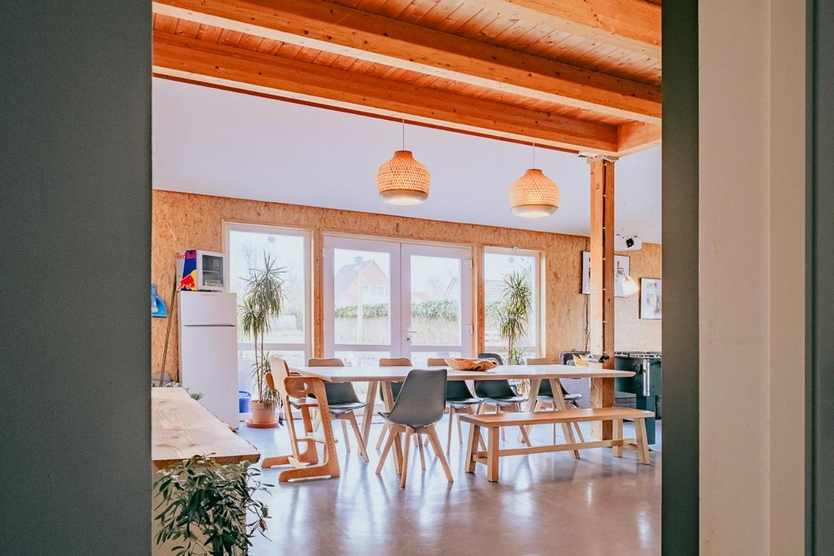 Hostel Oder Ferienwohnung 1-16 Personen Im Blauen Haus 페마른 외부 사진
