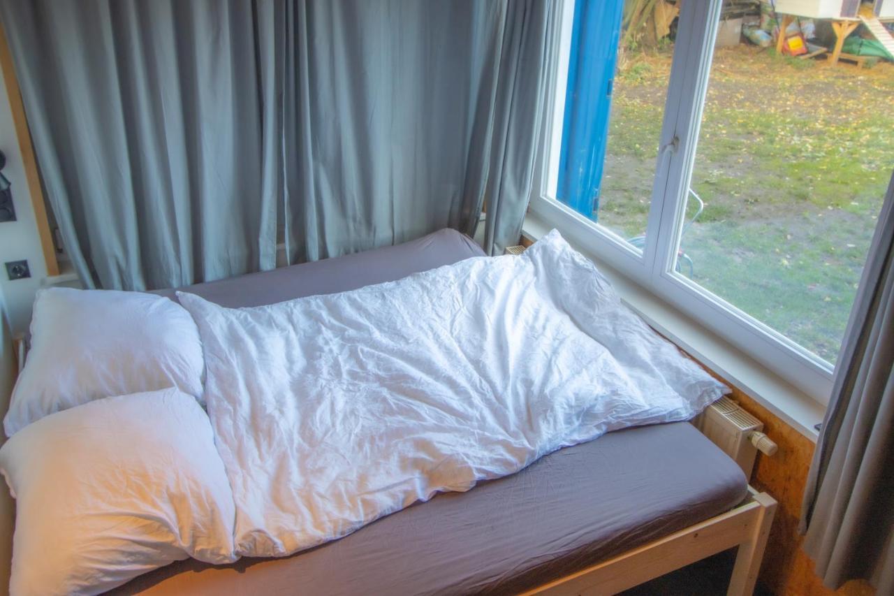 Hostel Oder Ferienwohnung 1-16 Personen Im Blauen Haus 페마른 외부 사진