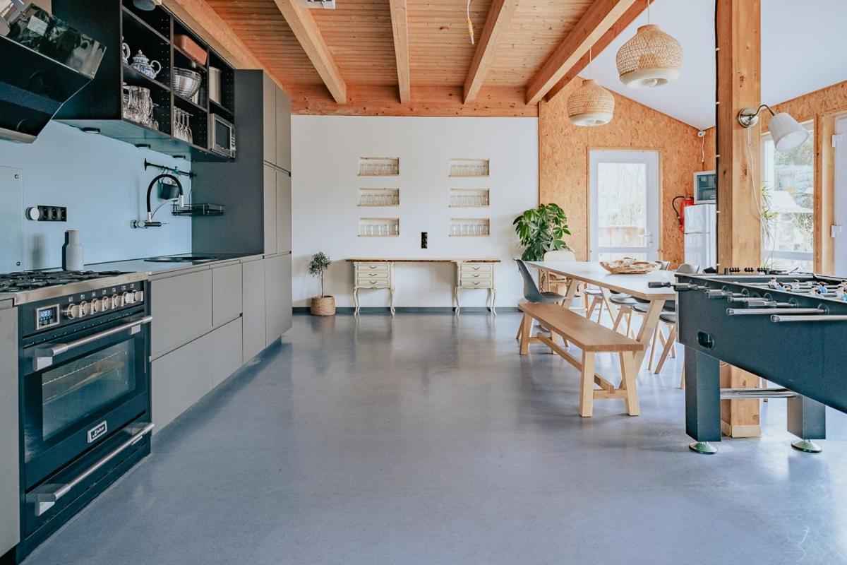 Hostel Oder Ferienwohnung 1-16 Personen Im Blauen Haus 페마른 외부 사진