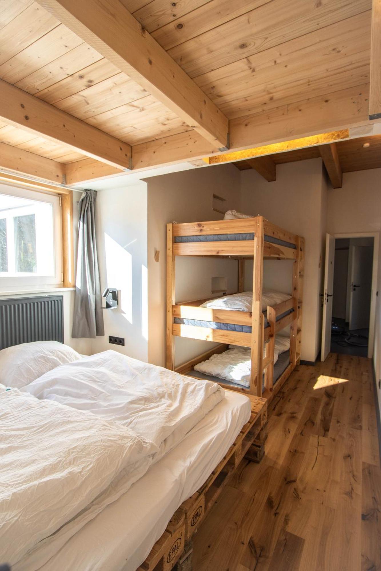 Hostel Oder Ferienwohnung 1-16 Personen Im Blauen Haus 페마른 외부 사진