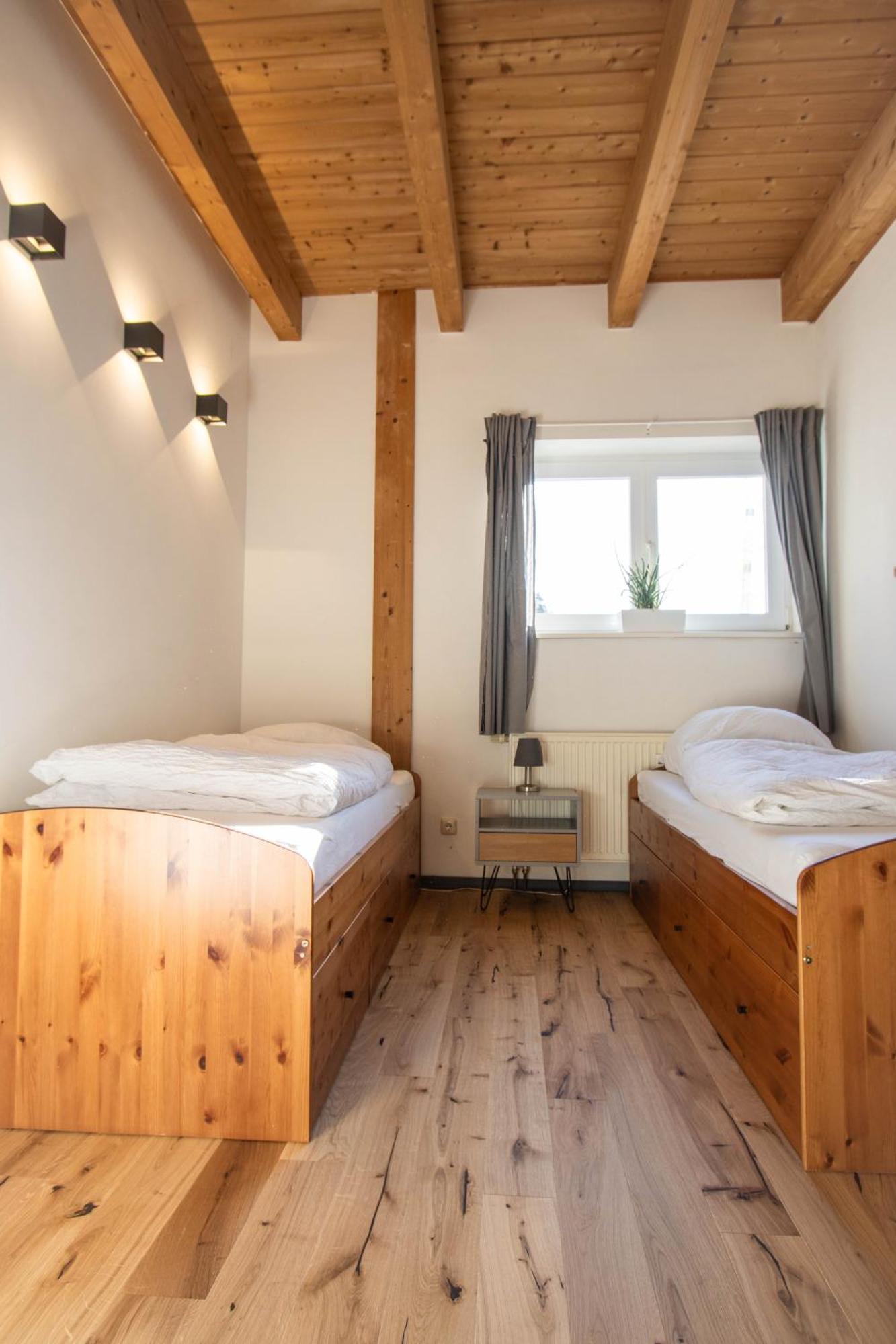Hostel Oder Ferienwohnung 1-16 Personen Im Blauen Haus 페마른 외부 사진
