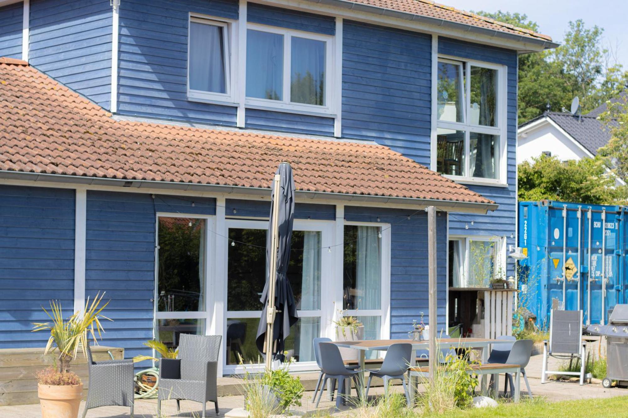 Hostel Oder Ferienwohnung 1-16 Personen Im Blauen Haus 페마른 외부 사진