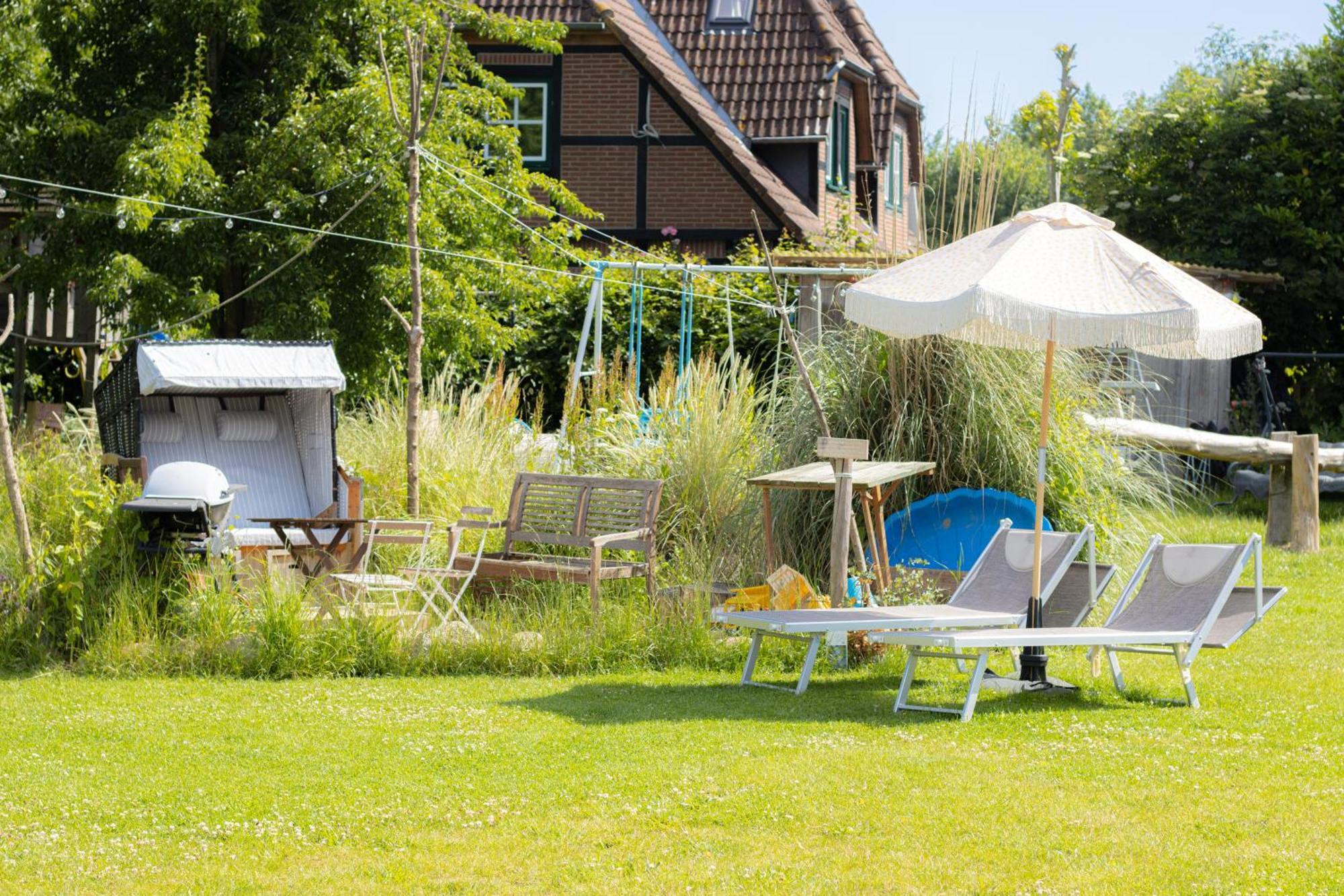 Hostel Oder Ferienwohnung 1-16 Personen Im Blauen Haus 페마른 외부 사진
