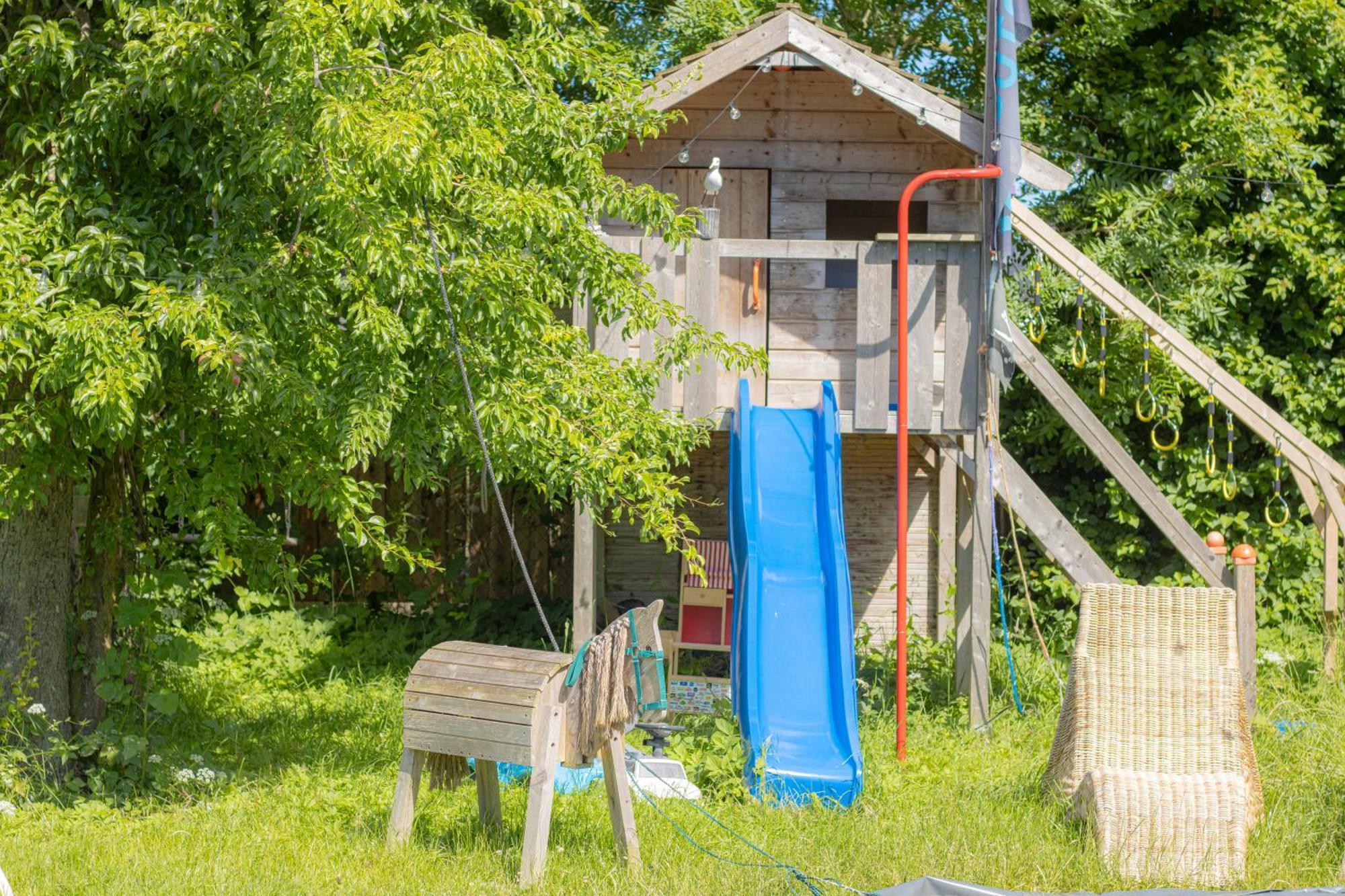 Hostel Oder Ferienwohnung 1-16 Personen Im Blauen Haus 페마른 외부 사진